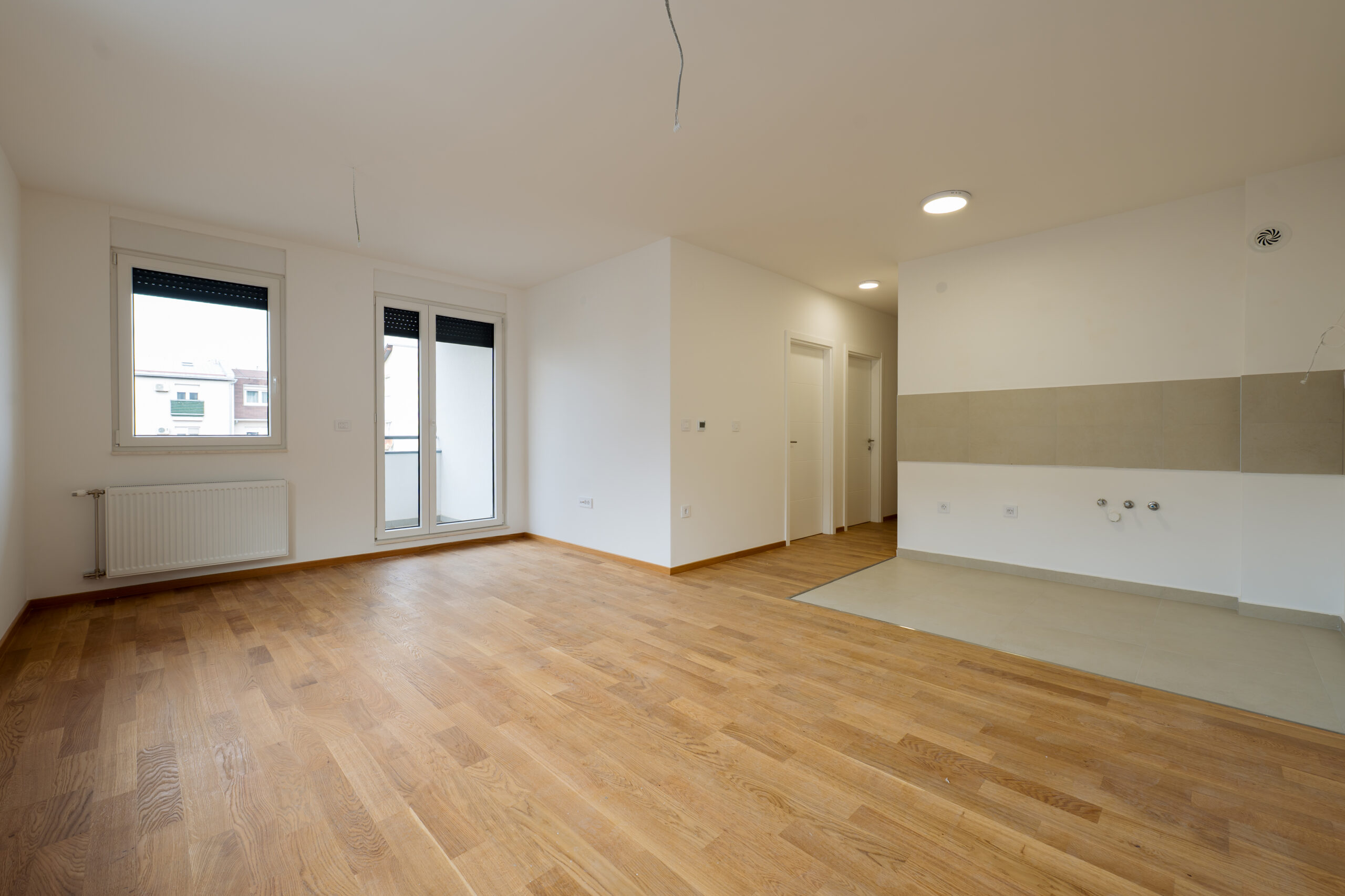 Na prodaju – četvorosoban stan, Novi Sad (Kiš Ernea 46), 77m2, II sprat