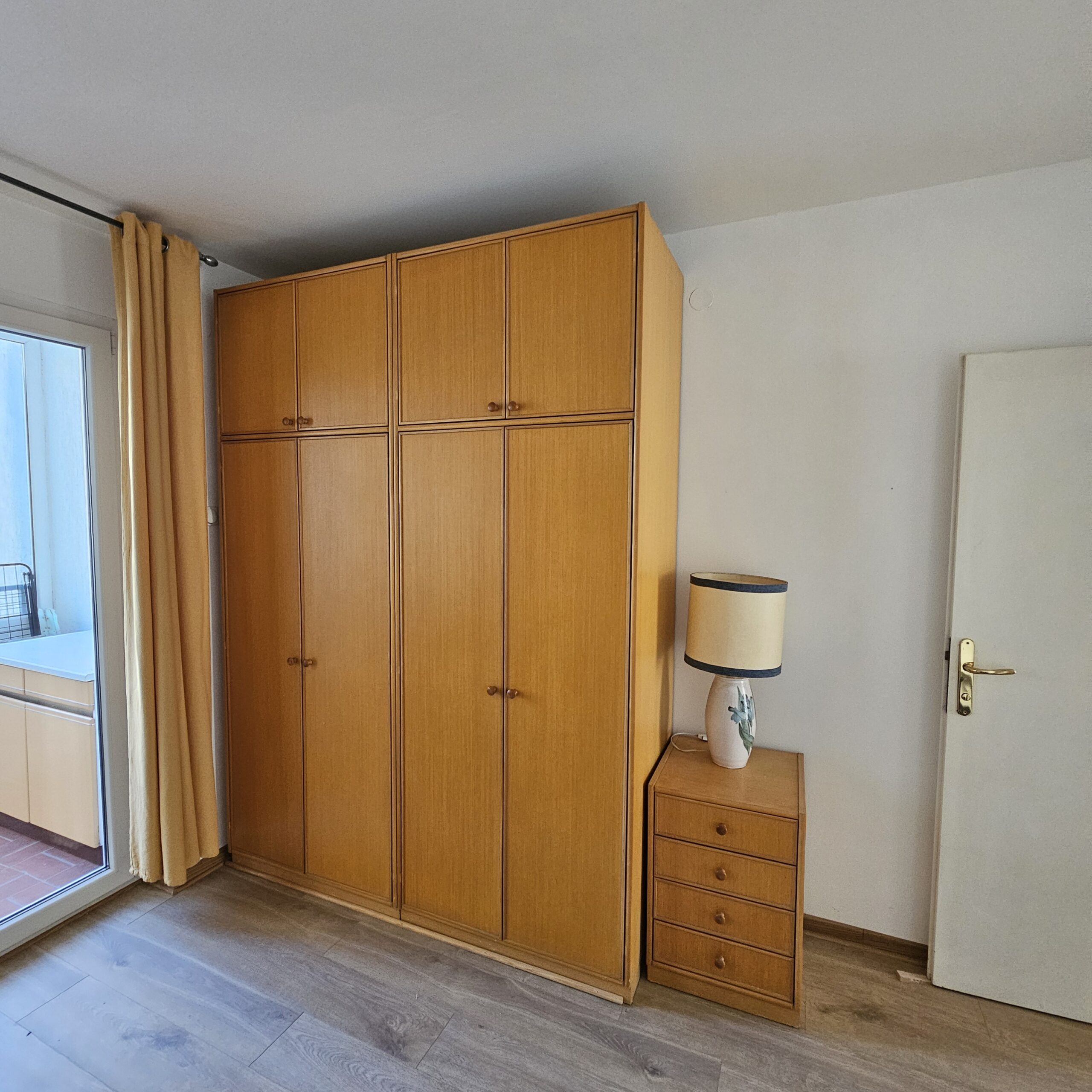 Polunamešten stan na Vračaru